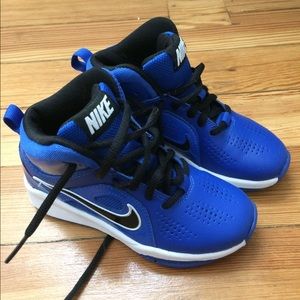Boys 11C Nike Sneakers
